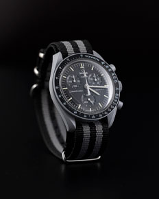 Chronographe, bracelet NATO — photographie réalisée par PHOTOPRODSTUDIO à Castres