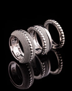 Trio de bagues argent — photographie réalisée par PHOTOPRODSTUDIO à Castres
